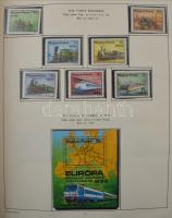 1961-2004 Magyar gyűjtemény 10 db házi készítésű előnyomott albumban, filázva, 1992-ig 8 db albumban...