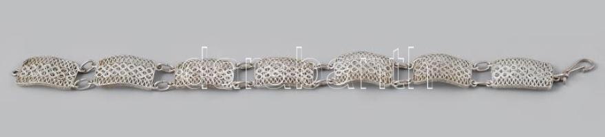 2 darab filigrán ezüst (Ag) karkötő, jelzés nélkül, nettó 21,5g