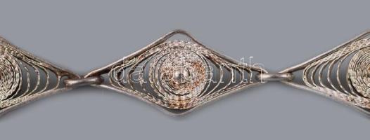 2 darab filigrán ezüst (Ag) karkötő, jelzés nélkül, nettó 21,5g