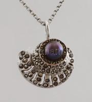 Ezüst (Ag) nyaklánc, hiányos markazitos medállal, jelzett, bruttó 5,6g