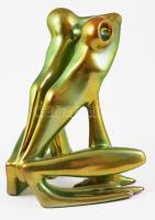 Zsolnay selyemfényű eozinmázas béka. Nádor Judit (1934-2016) terve. Jelzett, 1980 körül, Pécs, kis m...