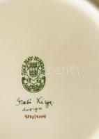 Zsolnay Főnix mintás tál. Kézzel festett, jelzett, tervező: Szabó Kinga, hibátlan, d: 16,5 cm