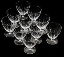 10 darabos talpas italos pohár garnitúra ívelt vonalazású csiszolással. cca 1900, Osztrák-Magyar Monarchia, hibátlan, m: 7 cm