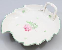 Herendi Tertia virágmintás levél alakú kínáló, jelzett, kis kopással, 23x20 cm