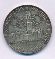 Ausztria 1976. 100Sch Ag "Téli Olimpia Innsbruck" T:AU patina Austria 1976. 100 Schilling Ag "Winter Olympics Innsbruck / Building and Olympic logo" C:AU patina Krause KM#2927