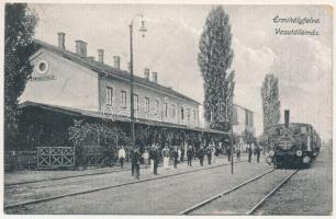 Érmihályfalva, Valea lui Mihai; vasútállomás, gőzmozdony. K. J. Bp. 1917/21. / railway station, locomotive (EM)