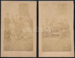 cca 1900 Italozó társaság katonatiszttel, 2 db vizitkártya, a hátoldalon néhány kézzel írt felirattal, 10,5x7 cm