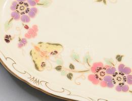 Zsolnay pillangó mintás szendvicses készlet, kínáló h: 45 cm, 6 darab tál d: 17 cm. Jelzett, hibátla...