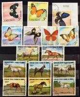 Motívum bélyegek vegyesen 2 db A4-es berakóban, közte magyar is, főleg pecsételt anyag