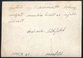 1943 Magyar katonák kilőtt szovjet T-26 harckocsi (tank) maradványaival, "Emlékül egy kiszenved...