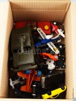 29 darab játék autó, repülő, hajó, klf méretben, közte matchbox.