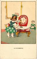 A fogkefe. Egy jó kislány viselt dolgai I. sorozat 2. szám. Radó kiadása / The toothbrush. Hungarian art postcard s: Kozma Lajos (EK)