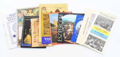 13 db történelmi és egyéb témájú ismertető kiadvány, prospektus (1956-os forradalom, Magyar Millennium 2000, Ópusztaszer Nemzeti Történeti Emlékpark, stb.)
