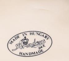 Amadeus Hungary 2 darab porcelán kínáló, jelzett., hibátlan, d: 14 cm, 16x12 cm