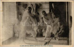 Japán katonák cselgáncs közben Szibériában, sport / A judo match among Japanese soldiers in Siberia (fl)