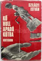 Szilágyi István: Kő hull apadó kútba. Bukarest, 1975, Kriterion. A szerző dedikációjával. Kartonált papírkötésben, kicsit szakadozott védőborítóval, jó állapotban. Dedikált!