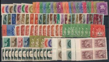 Kis tétel stecklapon az 1940-es évekből, benne teljes sorok, darabok