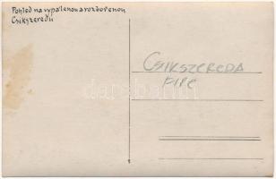 Csíkszereda, Miercurea Ciuc; Pohled na vypalenom a rozborenon / utcakép tűz után, sérült, lerombolt ...