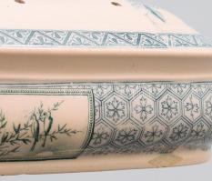 Villeroy &amp; Boch szecessziós fogkefetartó, jelzett, lepattanással, sérüléssel, h: 22,5 cm