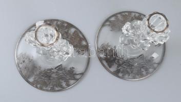 Ezüst (Ag) díszítésű kristály gyertyatartó pár, jelzés nélkül, h: 13 cm