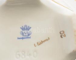 2 darab plasztikus virágmintás kosár alakú kínáló, jelzett, hibátlan, h: 19 cm alatt