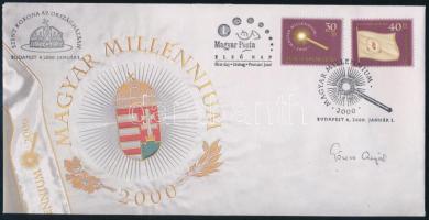 Göncz Árpád (1922-2015) József Attila-díjas író, műfordító, politikus, köztársasági elnök (1990-2000...