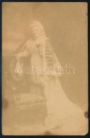 1916 Hohenlohe Klodwig hercegné, Majláth József felesége IV: Károly király koronázása alkalmából díszmagyarban. feliratozott fotólap