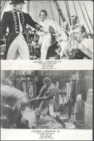 cca 1989 előtt készült, "Lázadás a Bountyn" című amerikai film jelenetei és szereplői, 9 db vintage produkciós filmfotó (vitrinfotó, lobbyfotó) ezüst zselatinos fotópapíron, a használatból eredő (esetleges) kisebb hibákkal, 18x24 cm