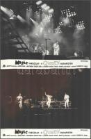 cca 1985 "Magic varázslat - a Queen Budapesten" című magyar film jelenetei és szereplői, 13 db vintage produkciós filmfotó (vitrinfotó, lobbyfotó) ezüst zselatinos fotópapíron, a használatból eredő (esetleges) kisebb hibákkal, egy kép barnás elszíneződéssel, 18x24 cm