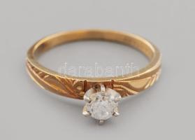 Arany (Au) gyűrű, 0,2ct gyémánttal, 14k, m:51, jelzett, bruttó 2,1g