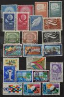 Többszáz külföldi bélyeg vegyesen, 6 lapos közepes berakóban