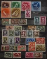 Magyar gyűjtemény maradvány sok jobb kiadással, sorral 2 db A4-es berakóban az 1913-1959 közötti idő...