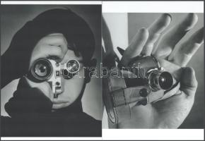 cca 1949 "A fényképező ember és a miniatűr kamera", Andreas Feininger felvételei, 2 db modern nagyítás, jelzés nélkül, 21x15 cm és 15x21 cm