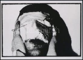 cca 1976 Hajas Tibor (1946-1980) képzőművész, performansz alkotása, 1 db modern nagyítás, jelzés nélkül, 15x21 cm