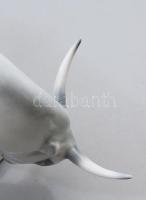 Zsolnay szürkemarha. Terv.:Sinkó András. Kézzel festett, jelzett, hibátlan m:15 cm, h: 31 cm