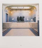 Candida Höfer: Zwölf - Twelve. München, 2001, Schrimer/Mosel, 85+3 p. Német nyelven. Gazdag képanyag...