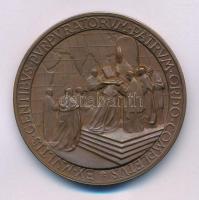 Vatikán 1953. "Pivs XII Pontifex Maximvs Ann XV / Ex Mvltis Gentibvs Pvrpvratorvm Ordo Completv...