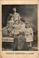 Ferenc Ferdinánd és családja, a meggyilkolt trónörököspár gyermekeivel. Grindlinger J. kiadása / Archduke Franz Ferdinand of Austria and Sophie, Duchess of Hohenberg with their children (szakadás / tear)