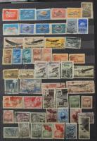 Vegyes külföldi tétel, jó svájci, szovjet légiposta anyaggal az elején, nagy alakú 12 lapos berakóba...