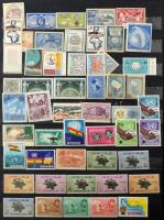 Vegyes külföldi tétel, jó svájci, szovjet légiposta anyaggal az elején, nagy alakú 12 lapos berakóba...