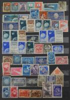 Vegyes külföldi tétel, jó svájci, szovjet légiposta anyaggal az elején, nagy alakú 12 lapos berakóba...