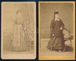cca 1875 Hölgyportrék, 2 db keményhátú fotó ismeretlen és szerdahelyi műterméből, 10,5×6,5 cm