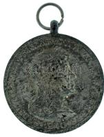 1940. "Erdélyi részek felszabadulásának emlékére" Zn emlékérem mellszalag nélkül. Szign.: Berán (36mm) T:XF,VF Hungary 1940. "Commemorative Medal for the Liberation of Transylvania" Zn medal without ribbon. Sign.: Berán (36mm) C:XF,VF NMK 428.