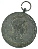 1940. "Erdélyi részek felszabadulásának emlékére" Zn emlékérem mellszalag nélkül. Szign.: Berán (36mm) T:XF,VF Hungary 1940. "Commemorative Medal for the Liberation of Transylvania" Zn medal without ribbon. Sign.: Berán (36mm) C:XF,VF NMK 428.