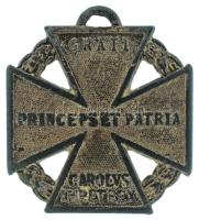 1916. "Károly-csapatkereszt" Zn kitüntetés mellszalag és függesztőkarika nélkül T:VF Hungary 1916. "Charles Troop Cross" Zn decoration without ribbon suspension ring C:VF NMK 295.