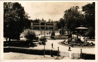 Kolozsvár, Cluj; Sétatéri részlet, kioszk / promenade kiosk