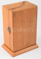 Szabadságszobor kicsinyített mása. Ezüstözött fém szobor. Díszdobozban, fa dobozzal 6 cm, 16 cm