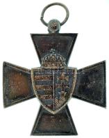 1940. "Nemzetvédelmi Kereszt" ezüstözött bronz kitüntetés mellszalag nélkül T:XF patina Hu...