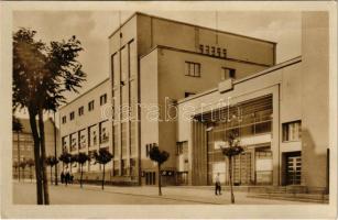 Brno, Brünn; Sokolsky stadion / stadium of the Sokol movement (ragasztónyom / glue marks)