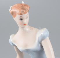 Royal Dux Bohemia barokk hölgy. Jelzett, hibátlan, m: 25 cm